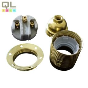   foglalat fém burkolat E27/2db szorító gyürűvel gyűrűvel 0706H